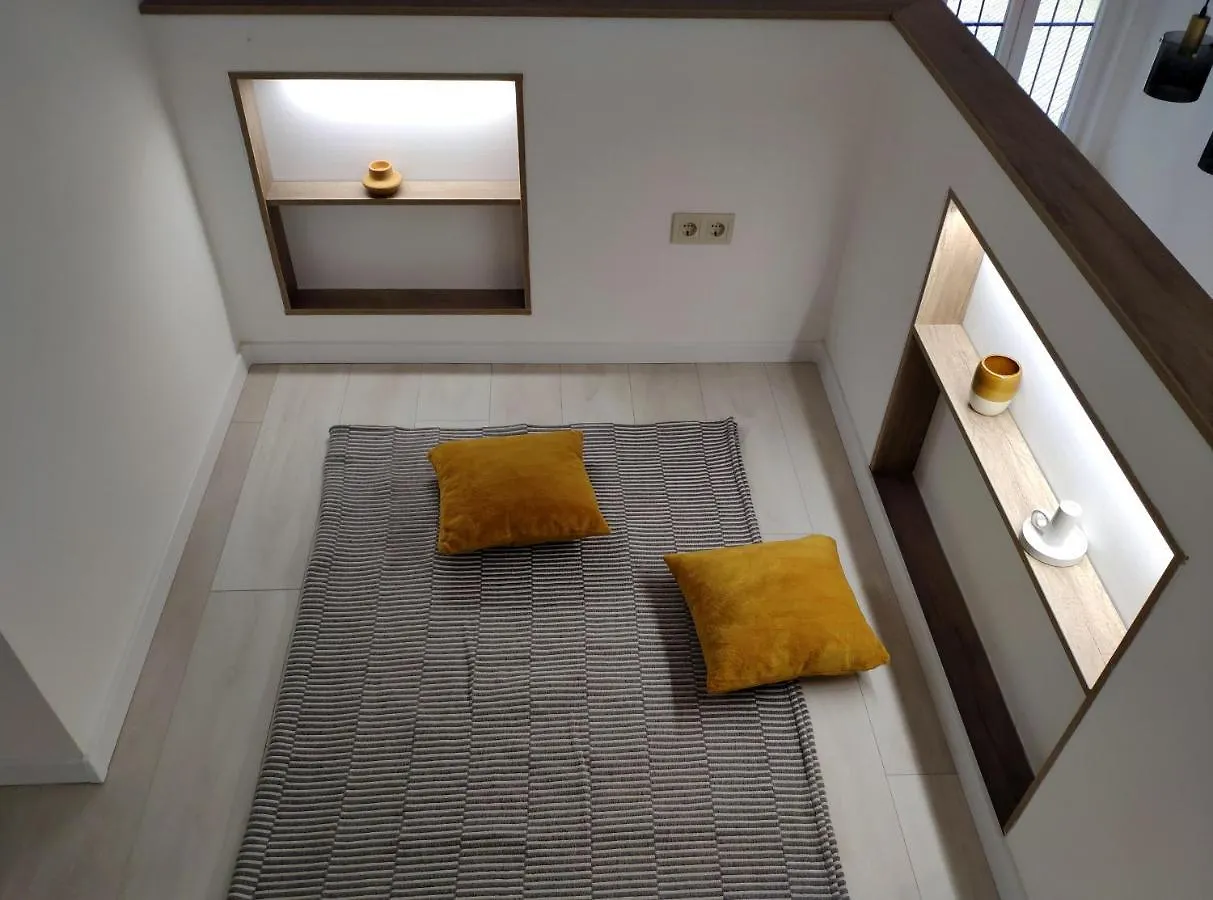 F27 Ferenc Apartment ブダペスト