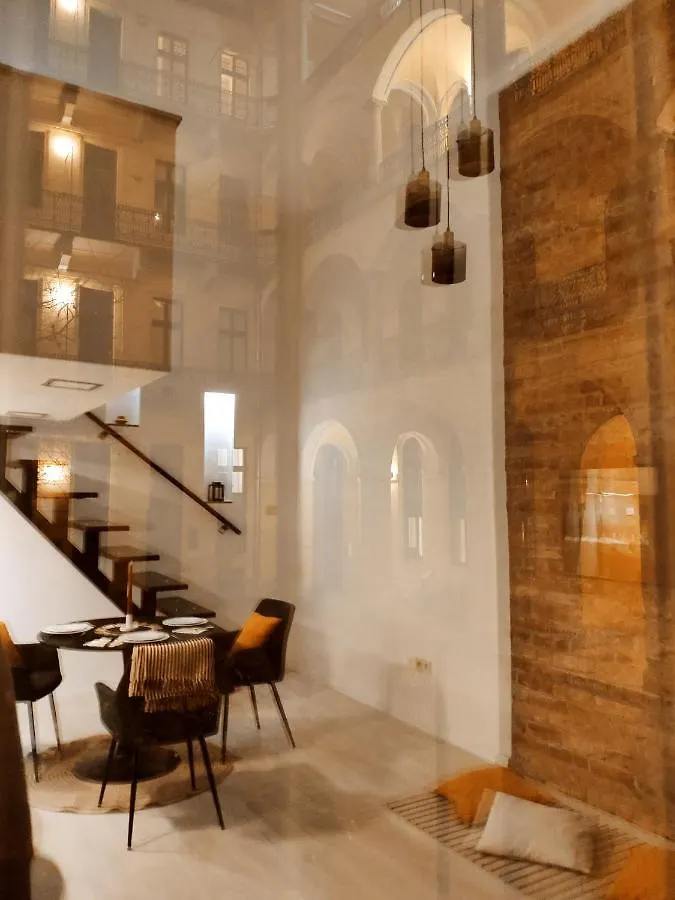 F27 Ferenc Apartment بودابست 0*,  المجر