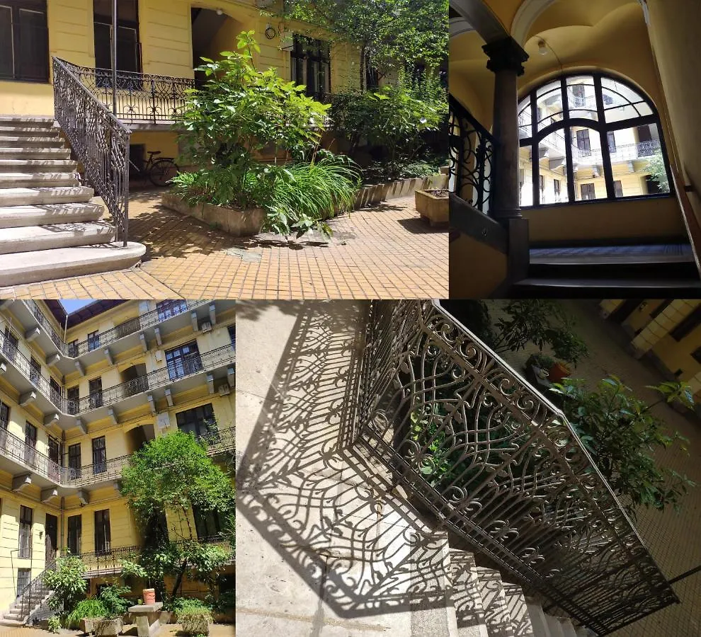 F27 Ferenc Apartment بودابست